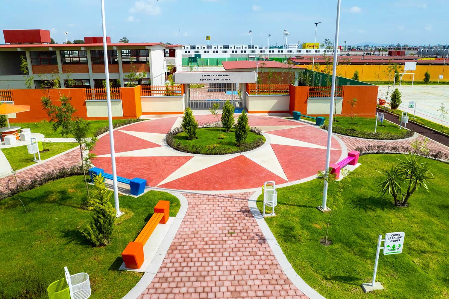 Instalaciones de primaria en Senderos